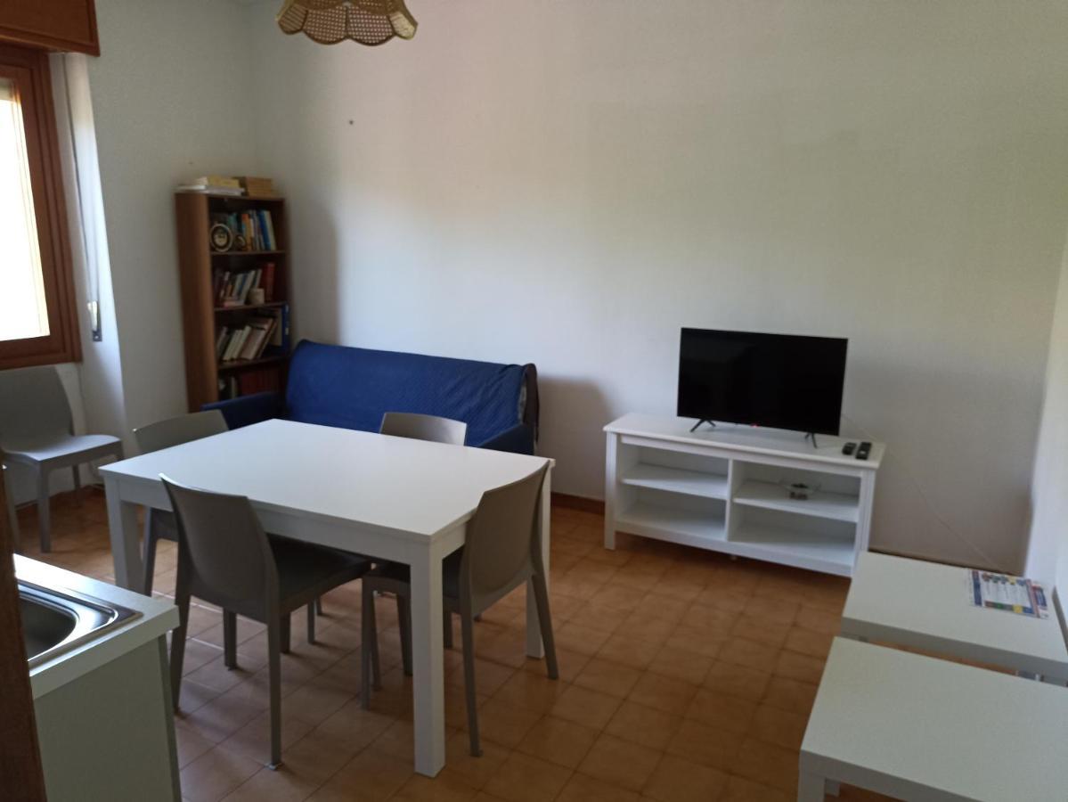 Appartamento Per 4 Persone Al Poetto Di Cagliari Buitenkant foto